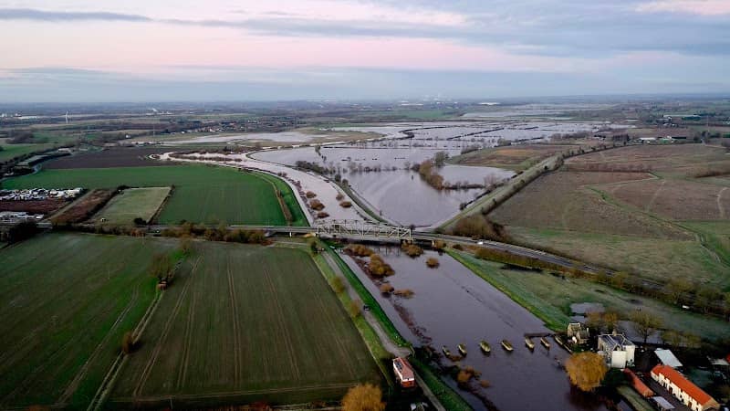 Bridge farm - Image 1