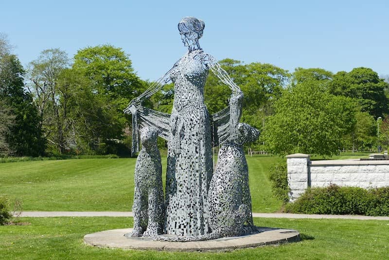 16 Grandholm Garden - Image 2