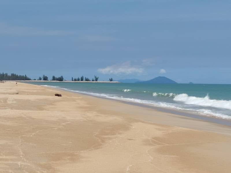 Pantai teluk ketapang kuala nerus - Image 1