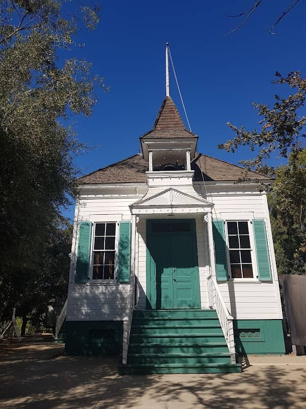 Lake Forest Heritage Hill Historic Park - Image 2