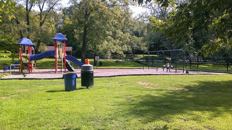 Footbridge Park - Image 2