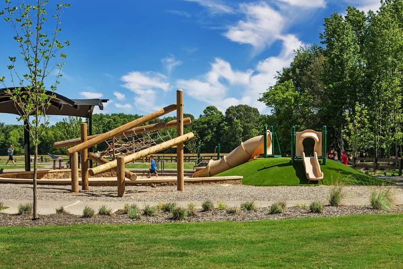 Hinton Park - Image 3