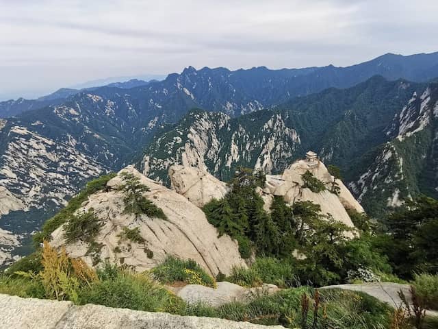 Bizhao Cliff - Image 1