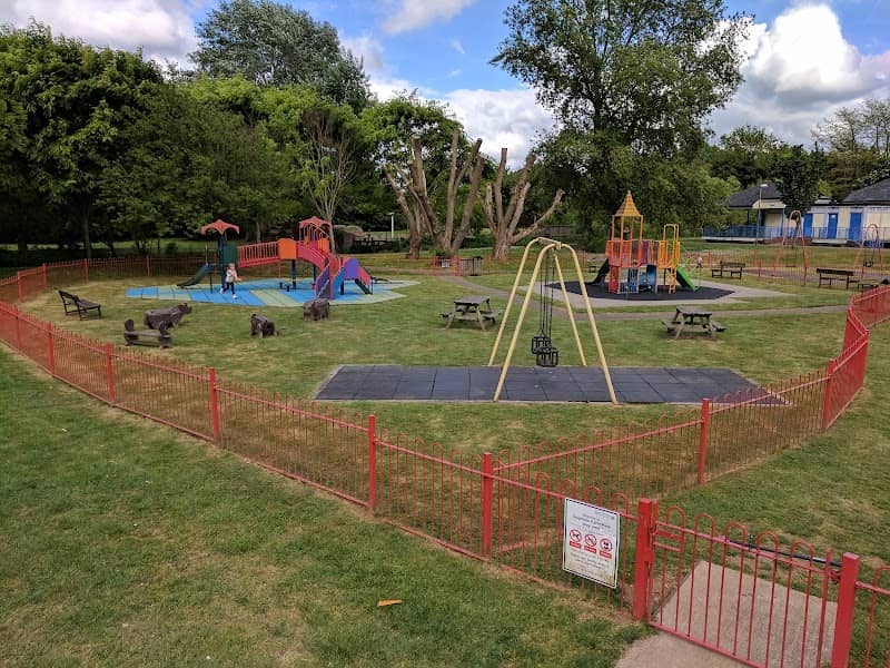 Gogmore Farm Park - Image 1