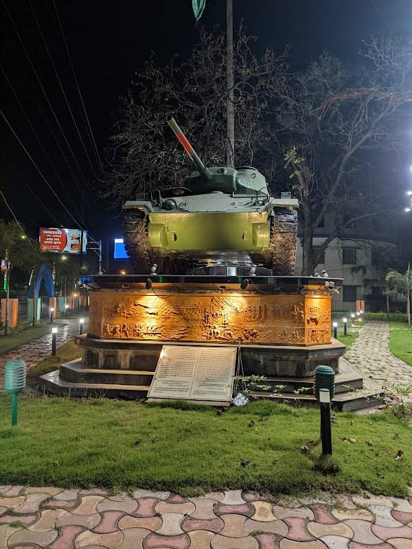 ৭১ এর স্মারক বালুরঘাট - Image 1