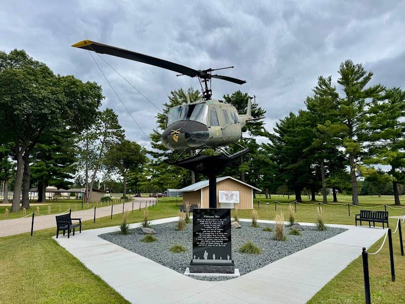 Veterans Memorial - Image 2