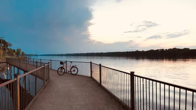 Riverfront Park Walkway - Image 1