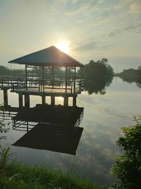Matingkis Muñoz Lagoon - Image 1