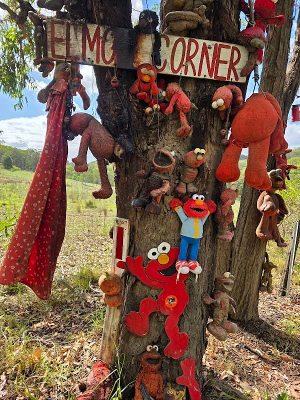 Elmo’s Corner - Image 1