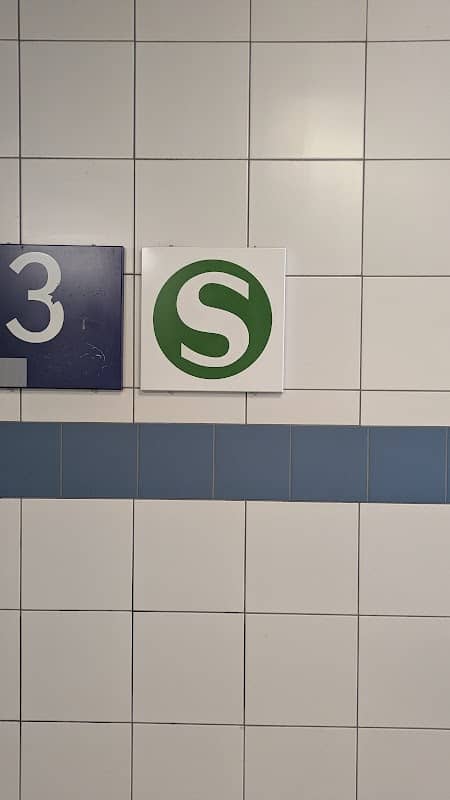 Verkehrtes S - Image 1