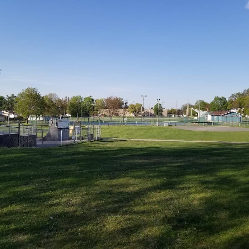 Du Parc Splashpad - Image 1