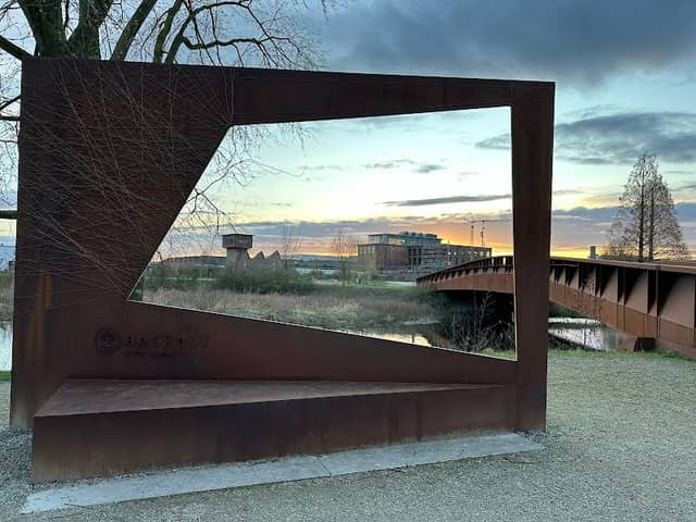 Ludwig Maria Vongries Skulptur - Selfiepoint - Image 1