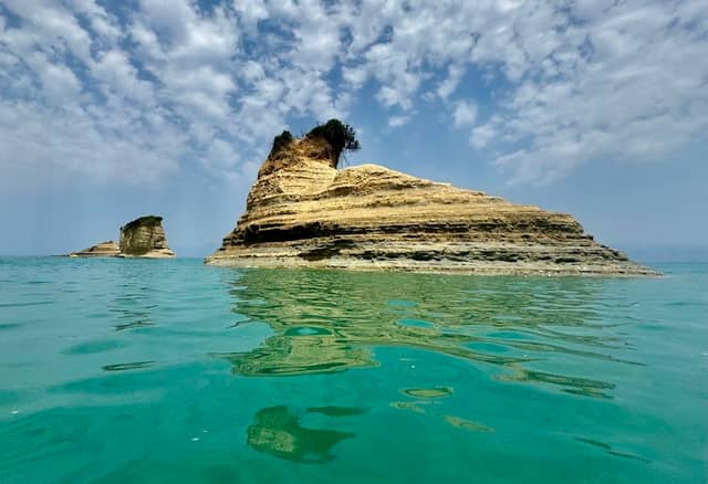Mermaid‘s Rock - Image 1
