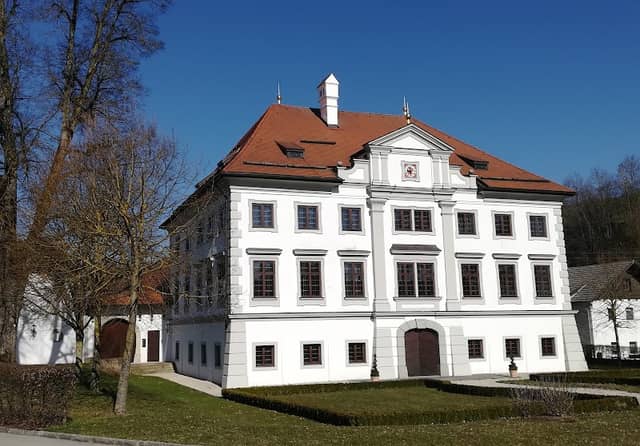 Schloss Stauff - Image 1