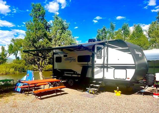 Silver Thread Basecamp - Image 1