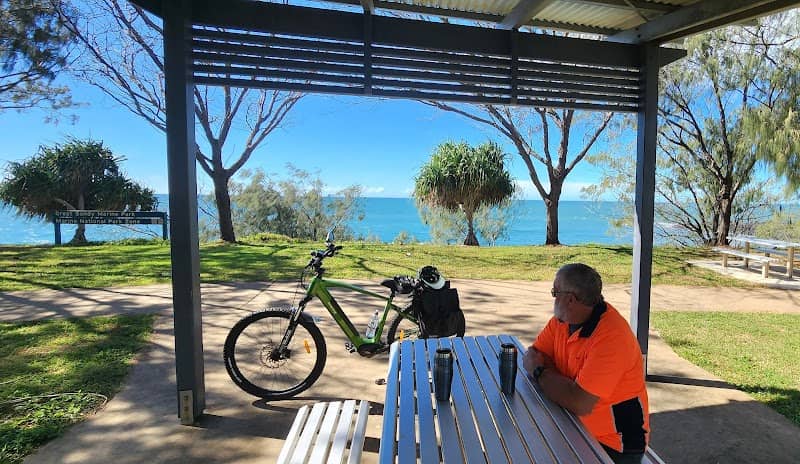 Picnic tables - Image 2