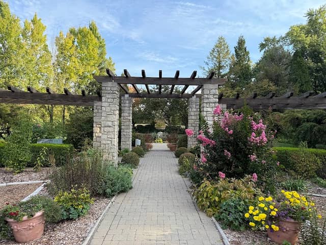 Wegerzyn Garden - Image 2