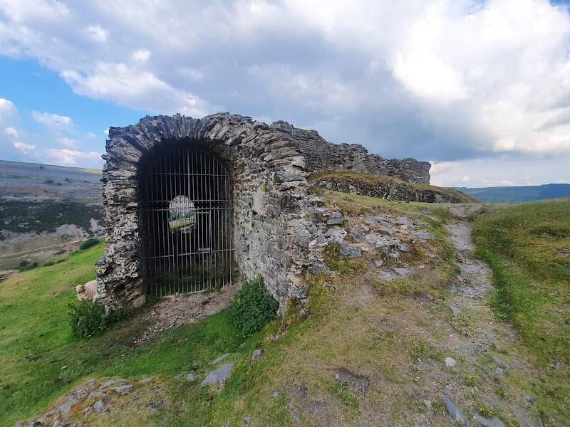 Castell Dinas Brân - Image 2