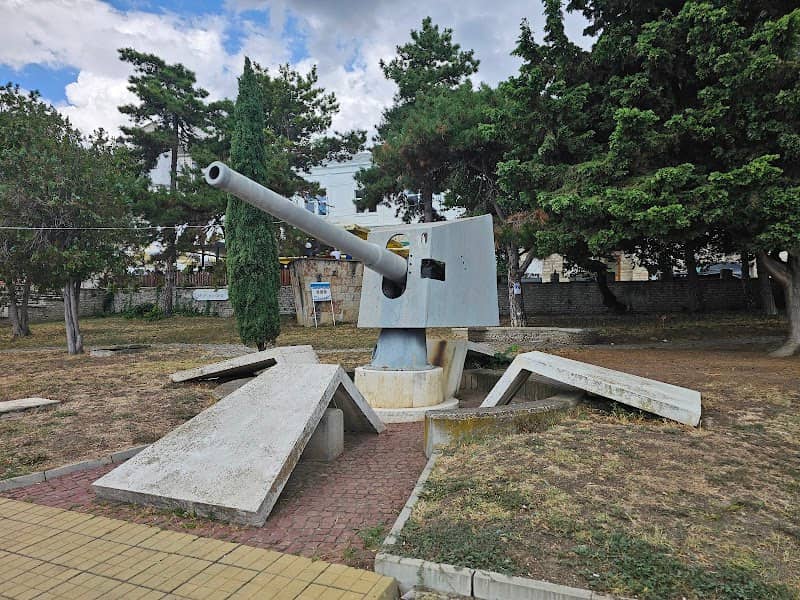 Coastal Gun - Image 1