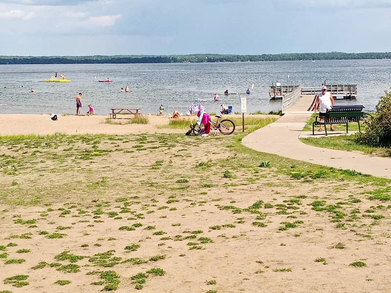 Mayne Beach - Image 1