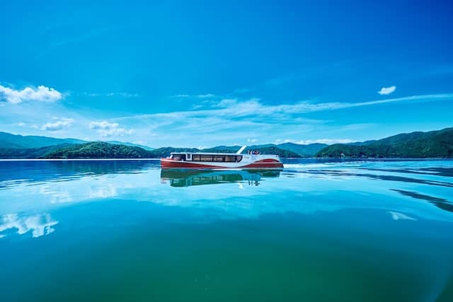 Mihama Lake Center - Image 1