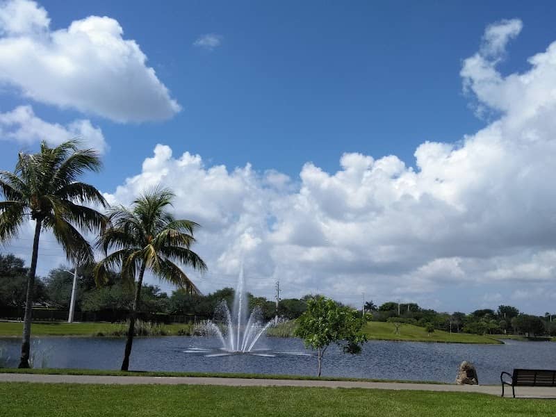 Plantation Central Park - Image 1