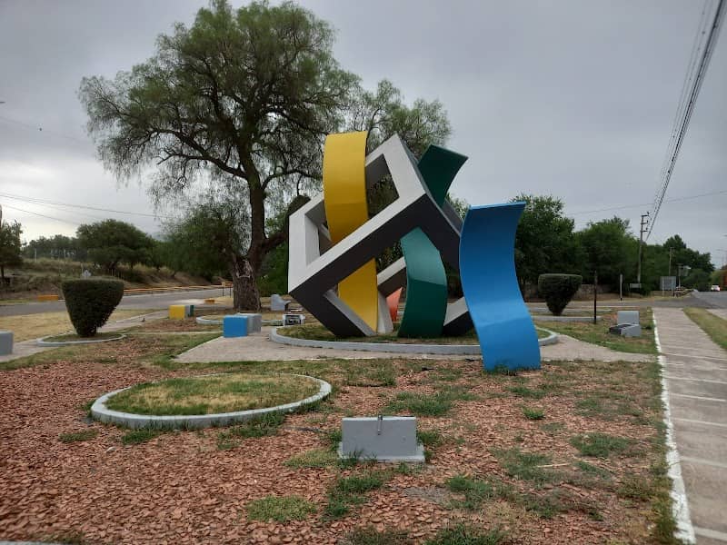 Plazoleta De La Paz - Image 2
