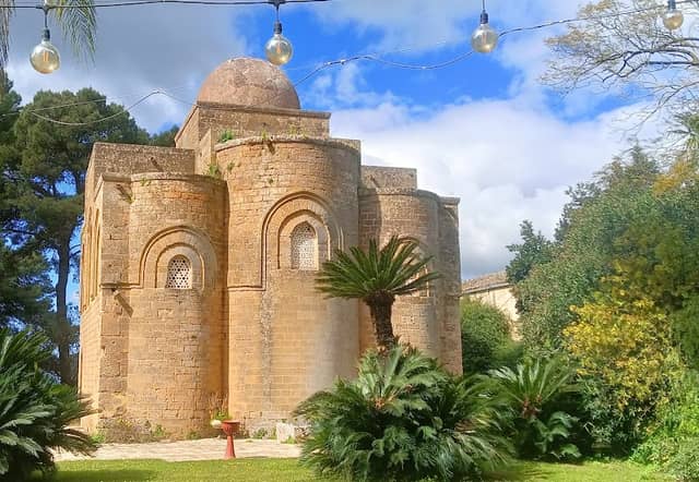 Chiesa della Santa Trinità di Delia - Image 1