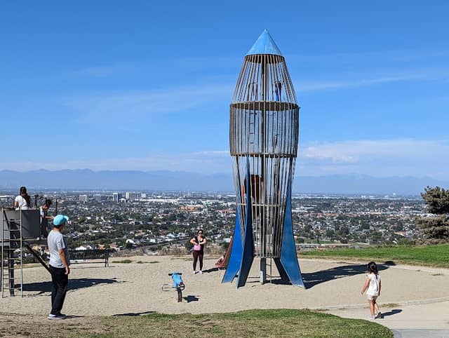 Los Arboles "Rocketship" Park - Image 2