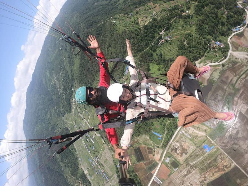 Team 5 Nepal paragliding - Image 1