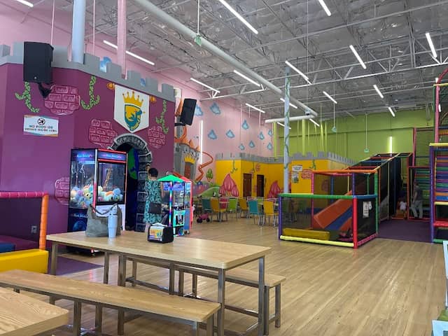 Kids Empire Manville - Image 1