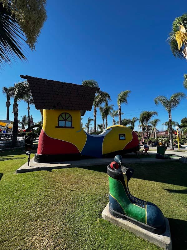 Golf N' Stuff - Image 1