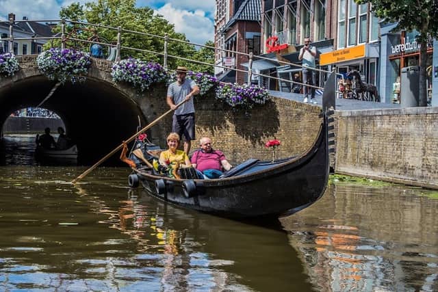 Venetian Gondola Tours Leeuwarden - Image 1