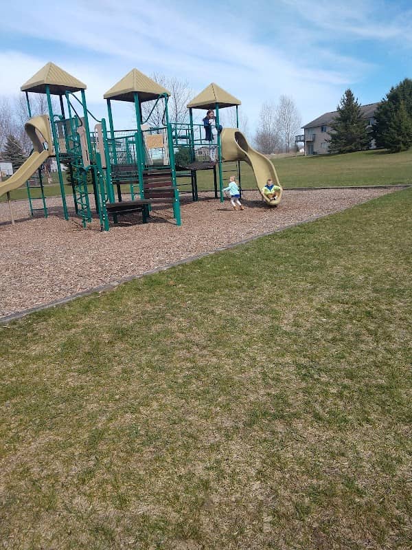 Honeysuckle Park - Image 3