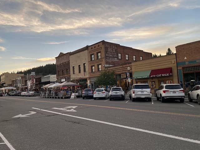Historic Downtown Truckee & Visitor Center - Image 1