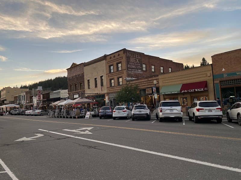 Historic Downtown Truckee & Visitor Center - Image 1
