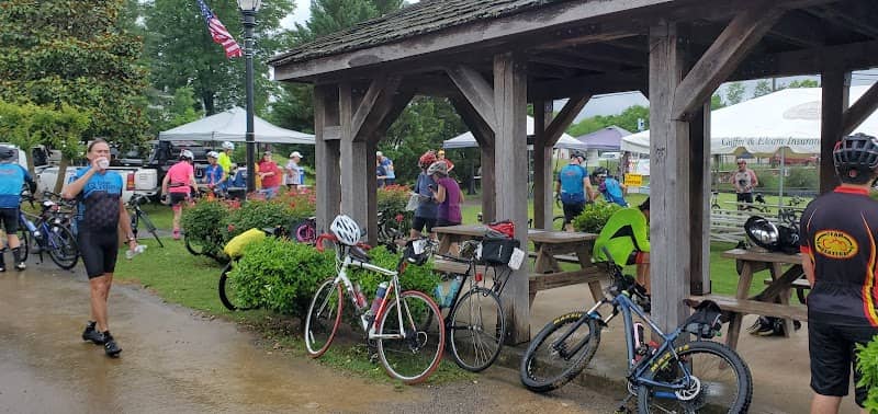 Willow Spring Park - Image 1