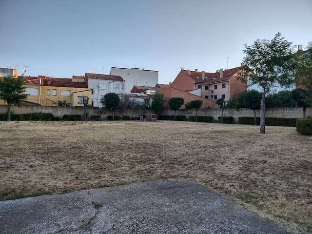 Pradín Park - Image 2