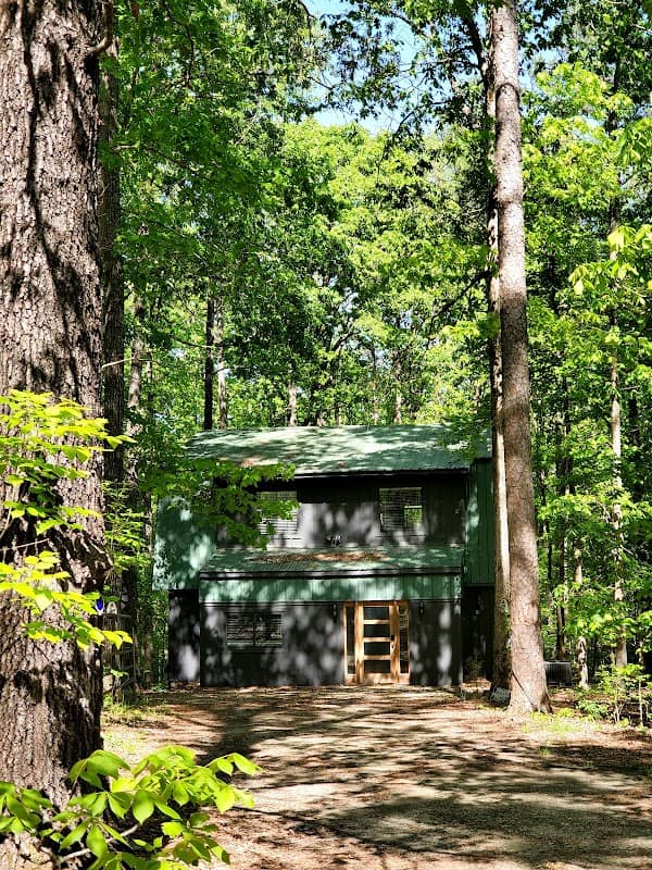Elk Grove Cabin - Image 1