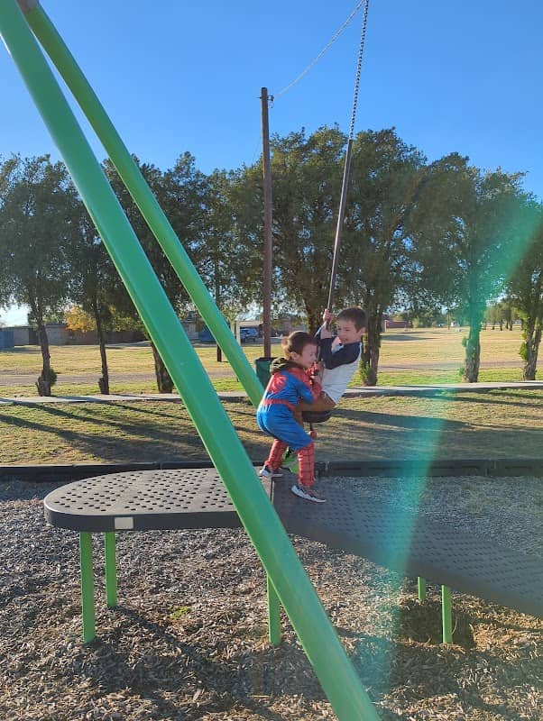 Crowell City Park - Image 1