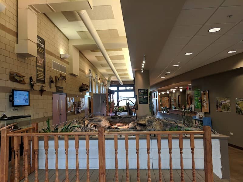 Hickory Knolls Discovery Center - Image 1