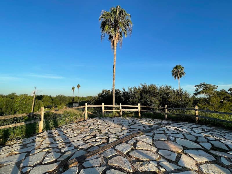 Lantana Hill - Image 2