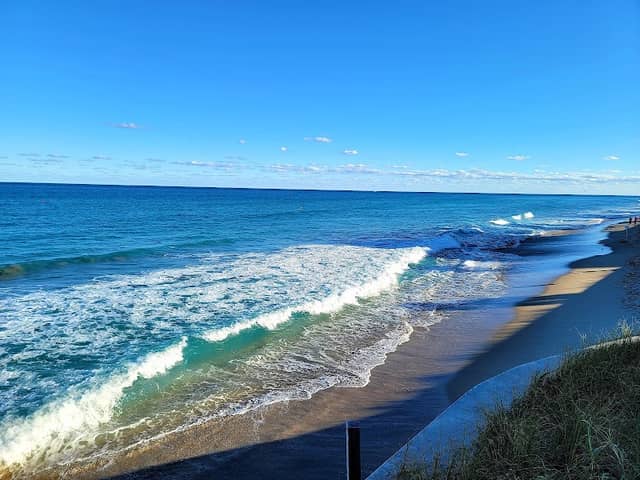 Lantana Beach Park - Image 1