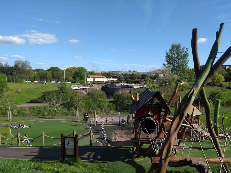 Almondvale Park - Image 2