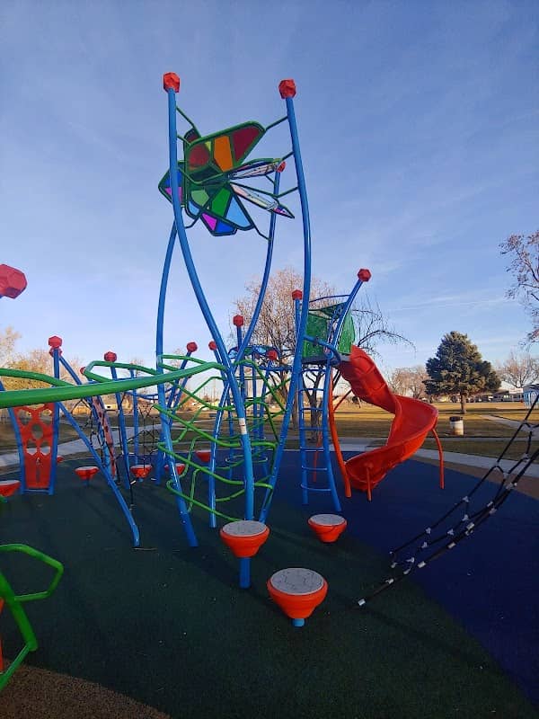 Keewaydin Park - Image 1