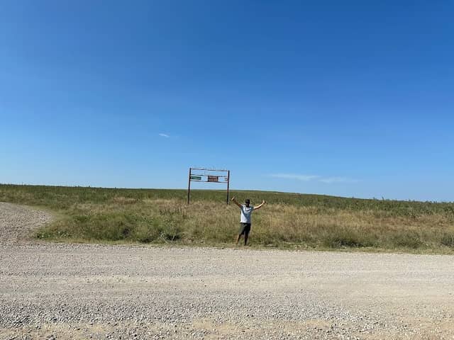 Bison loop start - Image 2