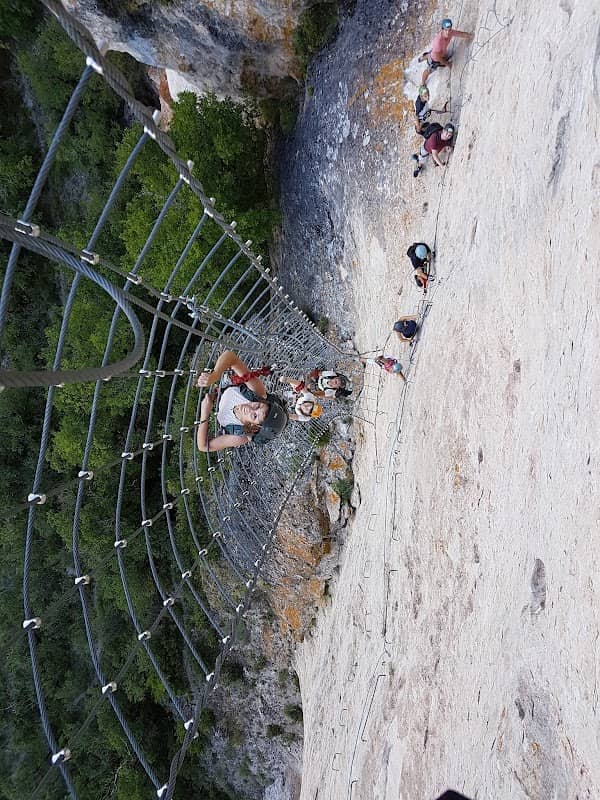 Antipodes Sport Nature Accrobranche Via Ferrata Canyoning Jump À L'élastique - Image 1