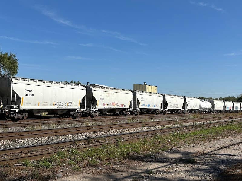 Dolton Railroad Junction - Image 1