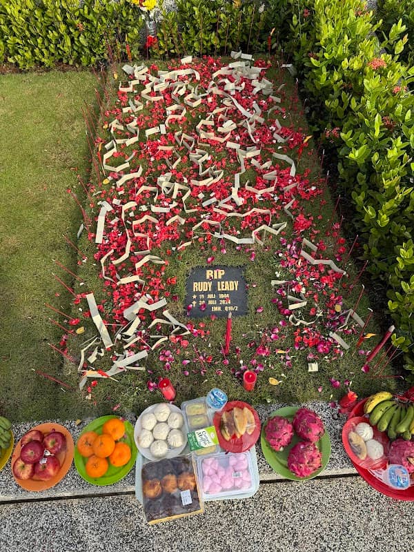 Rudy Leady memorial - Image 1