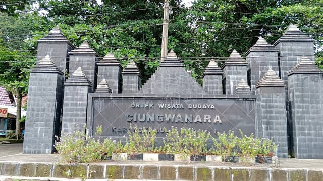 Wisata Alam Ciung Wanara - Image 1